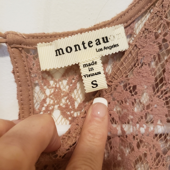 ❤ Beautiful Lace Blouse - Picture 4 of 6